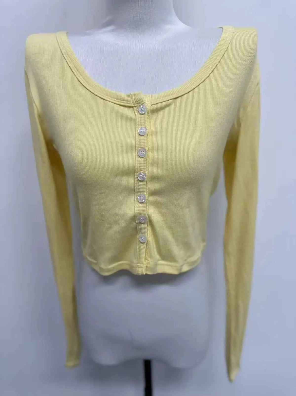 Women's Long Sleeve Crop T-Shirt – Slim Fit Single Breasted Streetwear Top