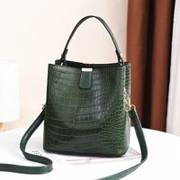 Crocodile Pattern Bucket Shoulder Bag for Women – Large Capacity Crossbody Handbag & Purse
