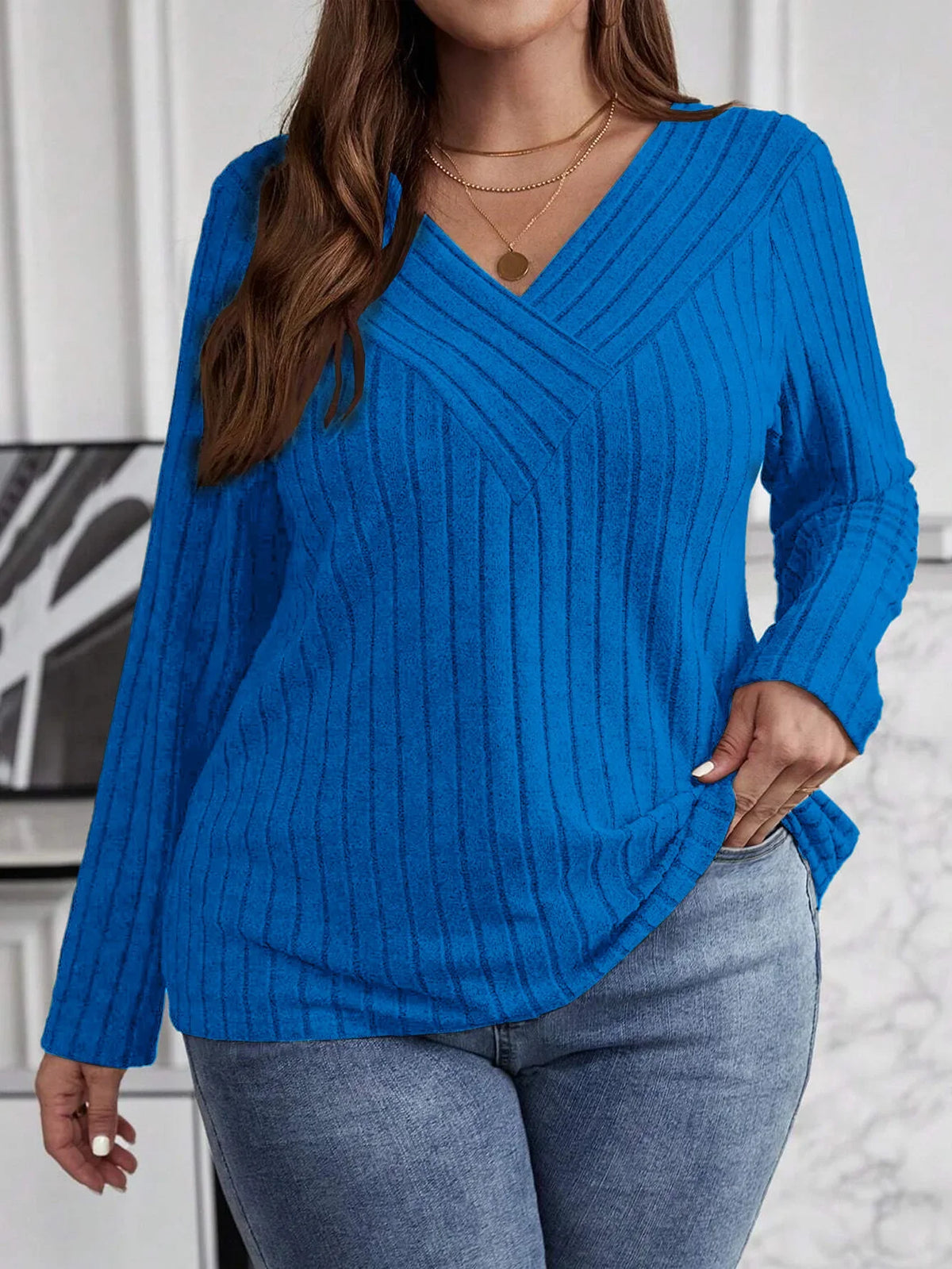 Women's Plus Size V-Neck Sweater – Solid Color Long Sleeve Pullover Top