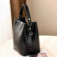Crocodile Pattern Bucket Shoulder Bag for Women – Large Capacity Crossbody Handbag & Purse