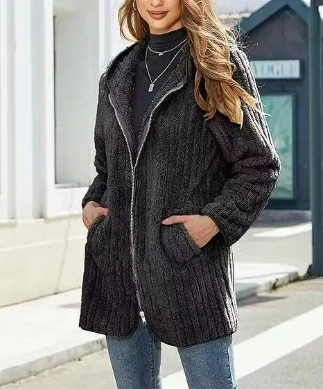 Women's Plus Size Teddy Zip Coat – Warm Hooded Winter Jacket with Pockets