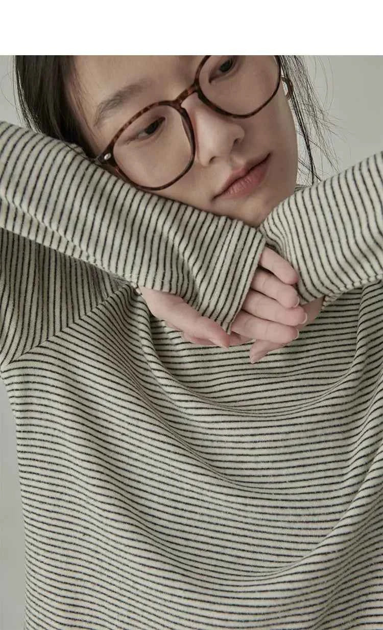 Women's Striped Long Sleeve Turtleneck T-Shirt – Cozy Elegant Korean Style Casual Spring T-Shirt