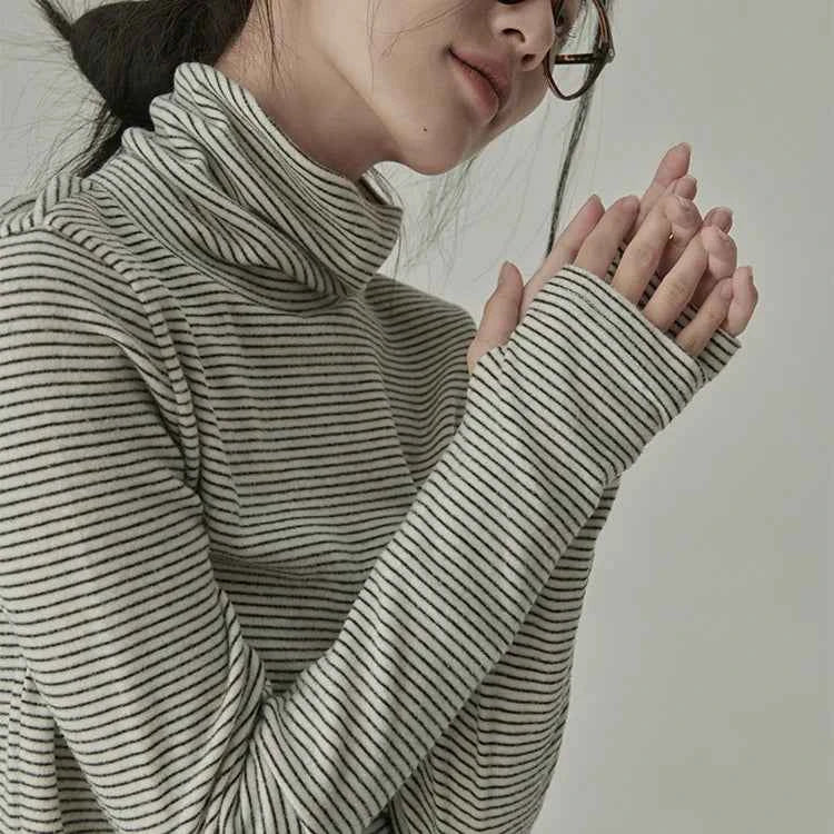 Women's Striped Long Sleeve Turtleneck T-Shirt – Cozy Elegant Korean Style Casual Spring T-Shirt